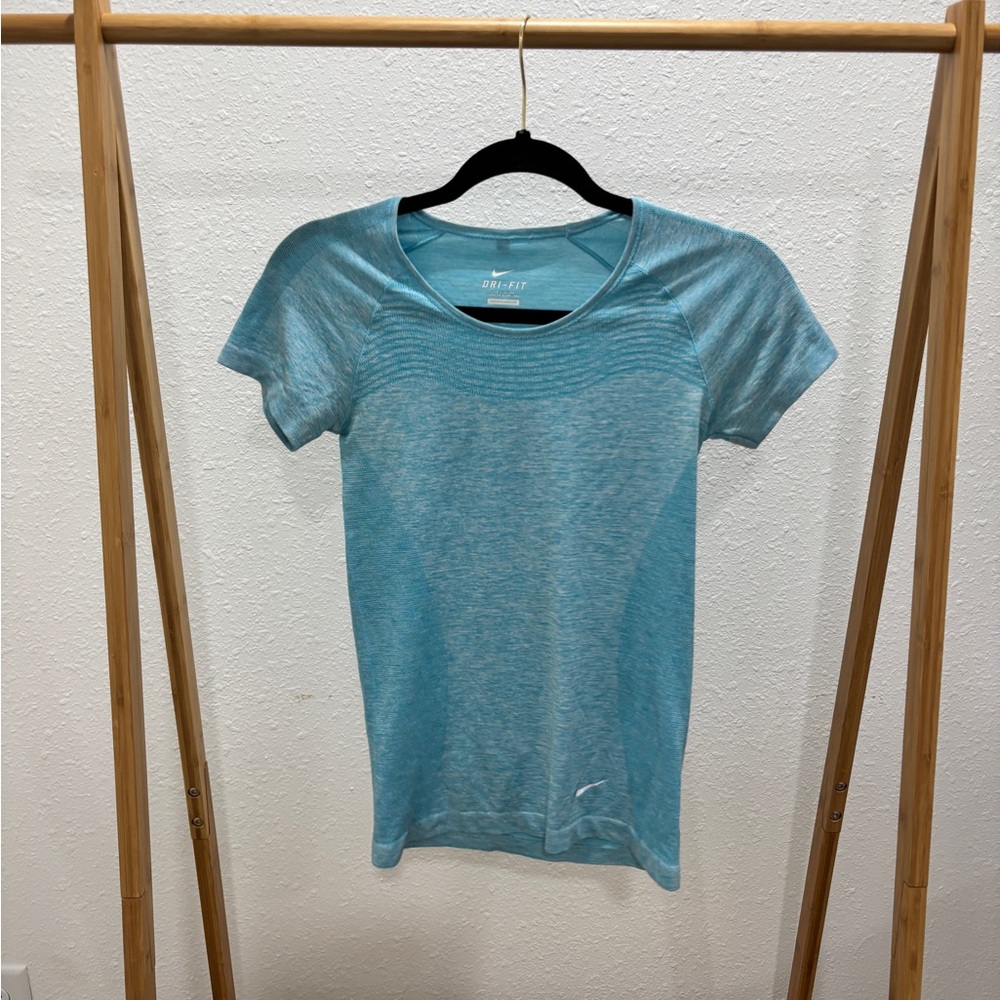 Nike Women's Aqua Short Sleeve
